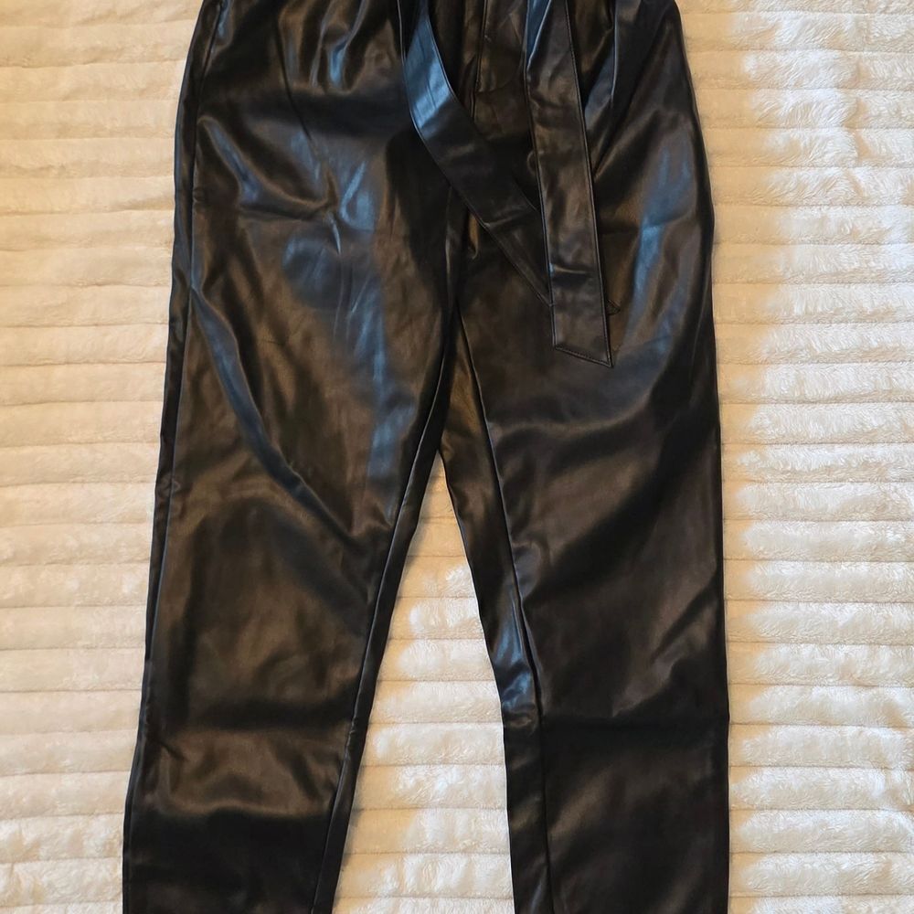 BB Dakota Black Faux Leather High-Waist Paperbag Pants‎